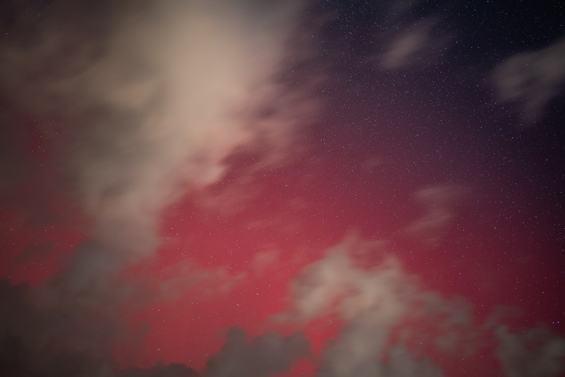 Aurores boréales du 11 octobre 2024 à Alata en Corse du sud