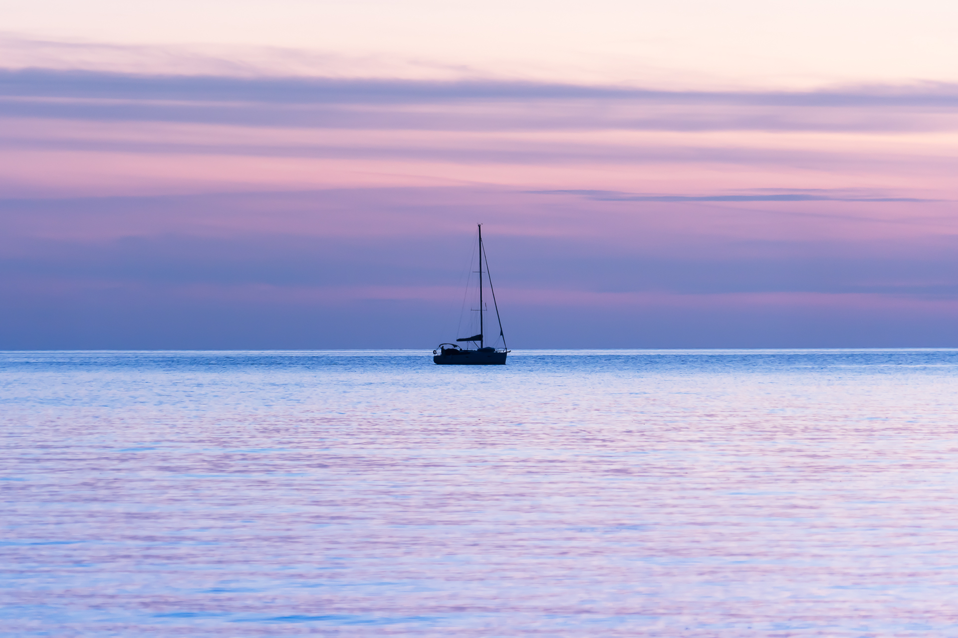 Coucher de soleil au golfe de lava en Corse du Sud